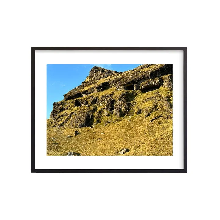 Icelandic Wonders: 70 Breathtaking Photographs for Your Home